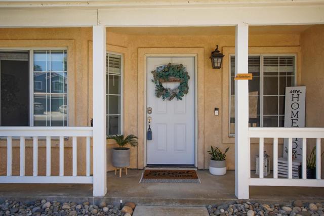2171 Spruce Drive, Hollister CA: https://media.crmls.org/mediaz/edb0de4e-b713-4ed3-a9d6-c6bf6563442b.jpg