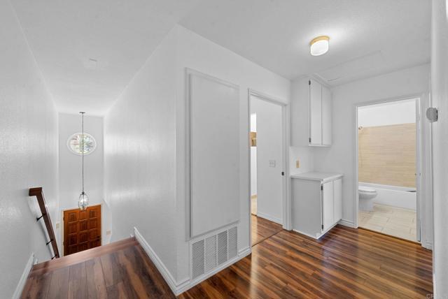 7636 Palmilla Drive, San Diego CA: https://media.crmls.org/mediaz/edb10fb5-511f-4ab4-bb91-970b4ebee5d1.jpg