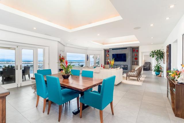 Detail Gallery Image 7 of 41 For 621 San Elijo St, San Diego,  CA 92106 - 4 Beds | 5/2 Baths