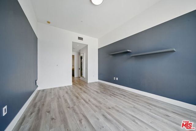 3223 W 6th Street, Los Angeles CA: https://media.crmls.org/mediaz/edb28ee6-5630-43a3-9833-157a42d61d9c.jpg