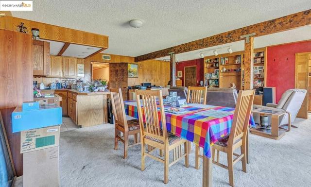 3120 E Vichy Ave., Napa CA: https://media.crmls.org/mediaz/edb2f5a2-1338-4f01-9552-3c46649b037f.jpg