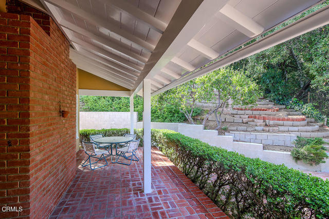 Detail Gallery Image 6 of 45 For 1331 El Mirador Dr, Pasadena,  CA 91103 - 2 Beds | 2 Baths