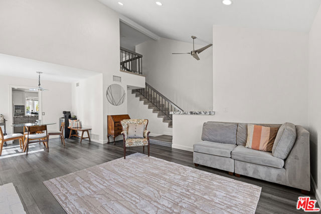 3059 Heather Drive, Fullerton CA: https://media.crmls.org/mediaz/edb3c546-4687-401d-8685-a3d158014cb4.jpg