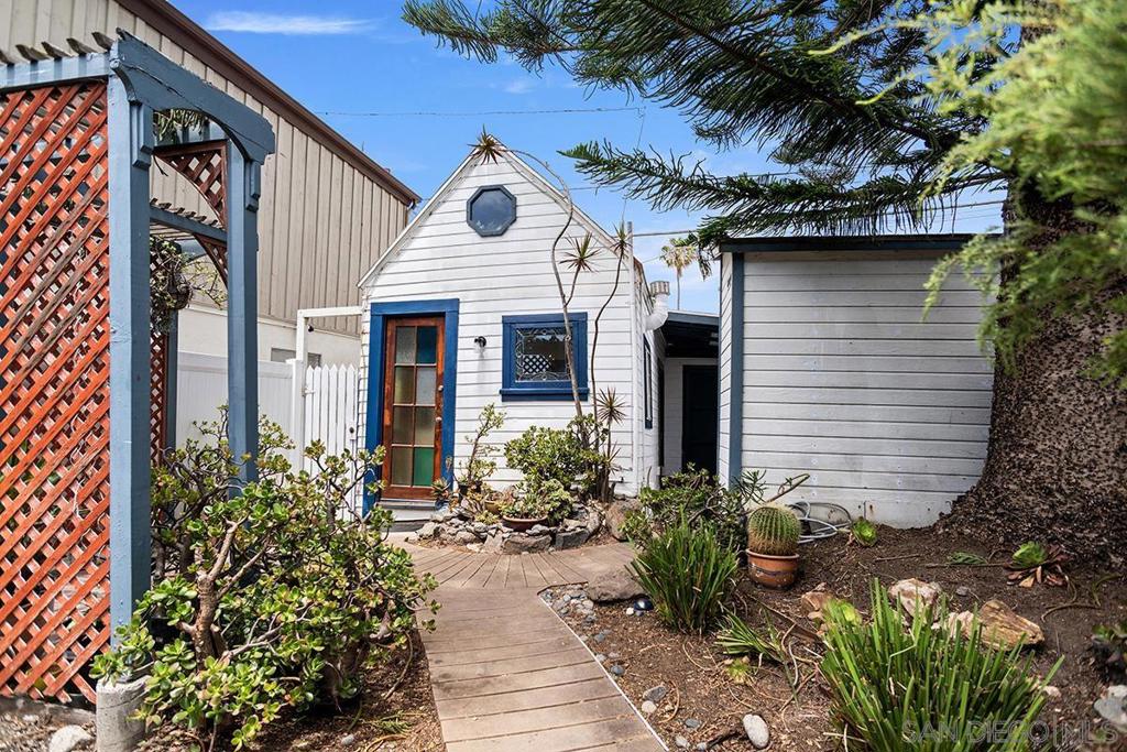 4854 Del Mar Avenue - photo 15
