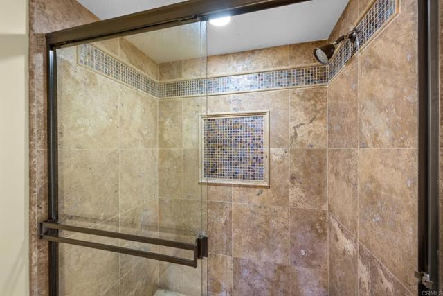 515 S Sierra Avenue, Solana Beach CA: https://media.crmls.org/mediaz/edb43d42-5a92-444e-96f4-ba43b2b08ef1.jpg