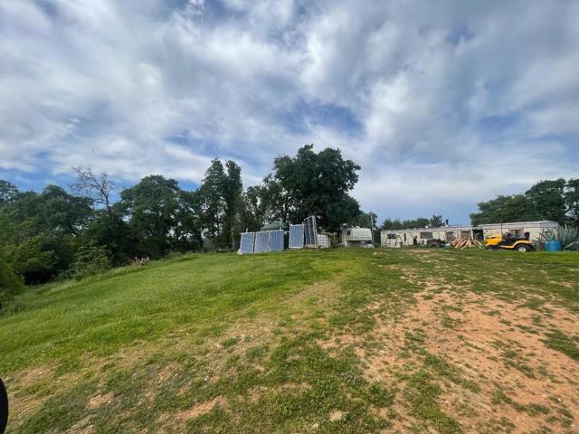 0 Avacado Road, Oroville CA: https://media.crmls.org/mediaz/edb485fb-13f9-4fc6-95e5-a261c073251b.jpg