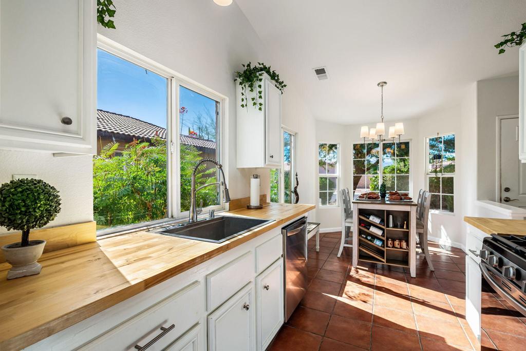 MLS #219138342DA image #15