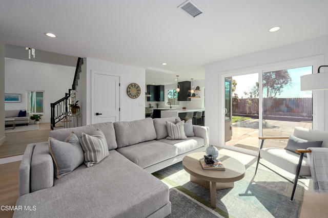 574 Nicole Drive, Newbury Park CA: https://media.crmls.org/mediaz/edb53be4-733d-42a7-b2d8-8c3e2884f683.jpg