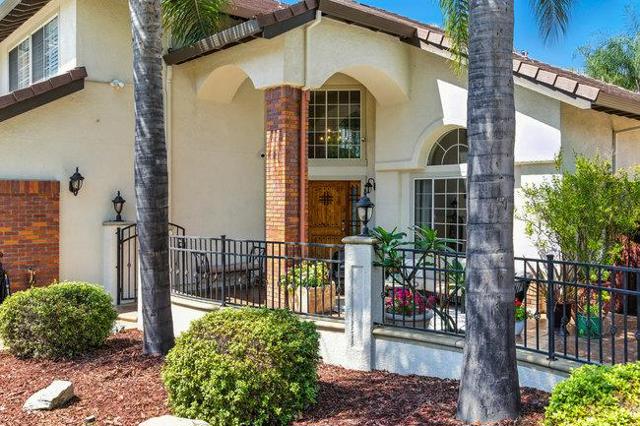 4252 Merlot Court, San Jose CA: https://media.crmls.org/mediaz/edb5fc98-e71b-41ed-958f-96c50441a3e7.jpg