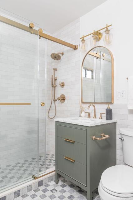 4171 Ibis St, Mission Hills (San Diego) CA: https://media.crmls.org/mediaz/edb7113d-0622-4191-9124-4d73f92985f6.jpg