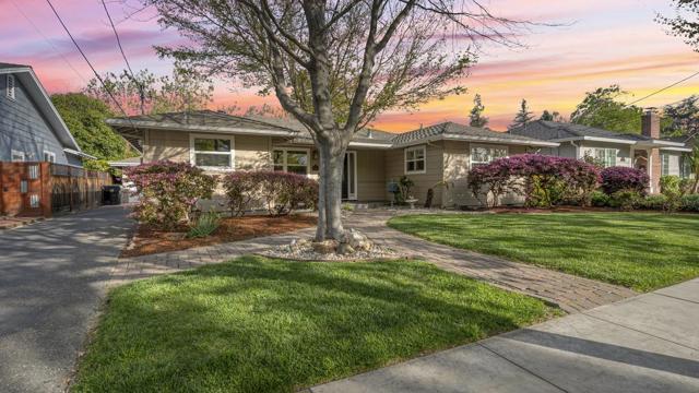 878 El Rio Drive, San Jose CA: https://media.crmls.org/mediaz/edb7c2ec-2ebb-4a54-9294-a22addb6182b.jpg
