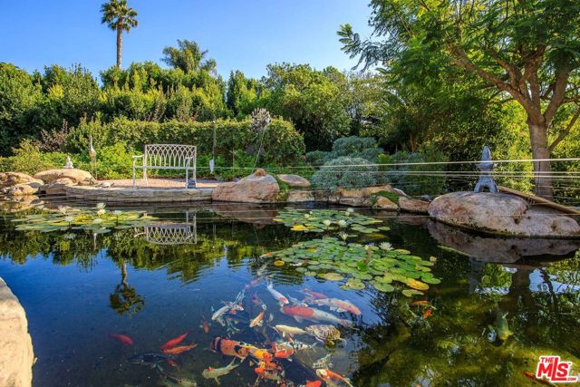1601 Alisa Estate, Santa Barbara CA: https://media.crmls.org/mediaz/edb7e469-c98b-47ac-ad6d-0d5831597b88.jpg