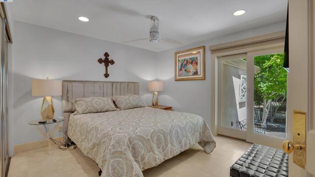 4478 Deer Ridge Road, Danville CA: https://media.crmls.org/mediaz/edb8903b-87bc-49fa-a8a7-4b74b21e00e9.jpg