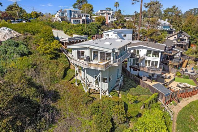 664 Bayview Drive, Aptos CA: https://media.crmls.org/mediaz/edb8c858-6d2f-4687-9d94-38e8cb7c07fc.jpg