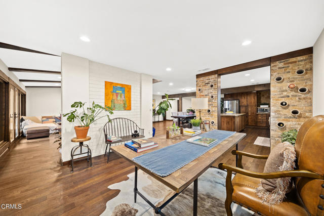 Edb8e4ee 9207 4efc A68a 11af21254eee