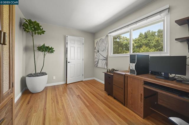 3701 Sattler Dr, Concord CA: https://media.crmls.org/mediaz/edb9b323-3ab1-4365-a487-cd5ee89cc8f3.jpg