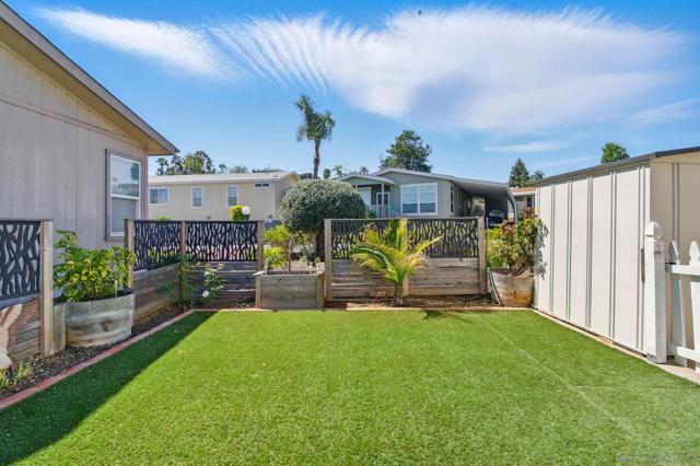 525 W El Norte, Escondido CA: https://media.crmls.org/mediaz/edba31c1-0370-4734-b635-d633dbce380a.jpg