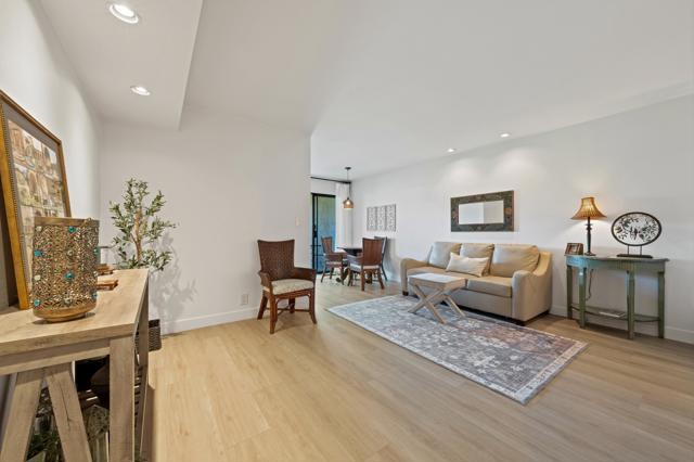5300 E Waverly Drive, Palm Springs CA: https://media.crmls.org/mediaz/edbab05f-ed75-43de-8697-1ea279a4bff1.jpg