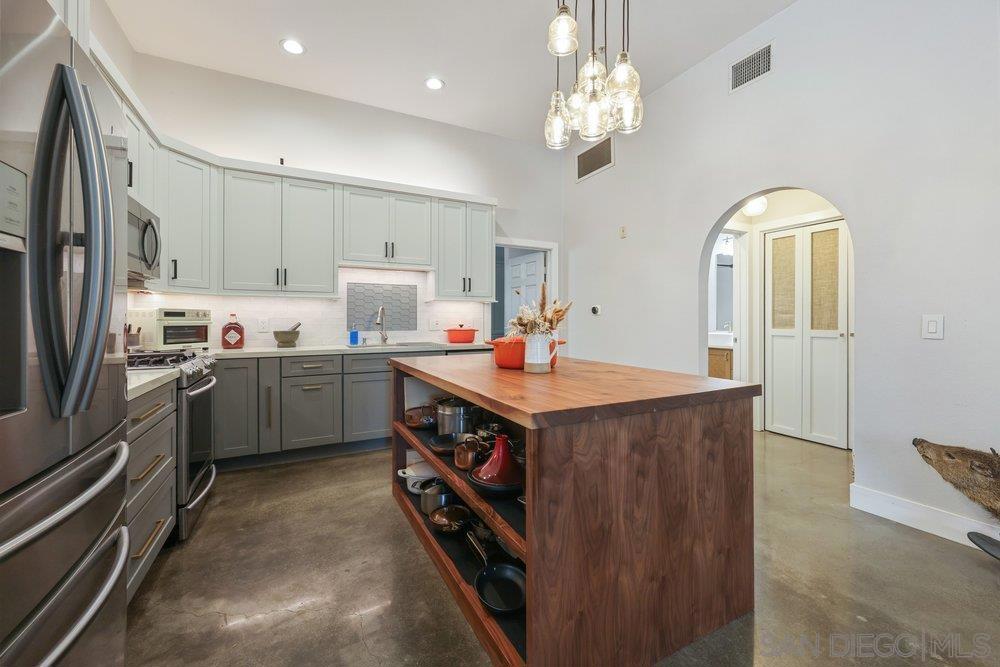 1400 Broadway - photo 7