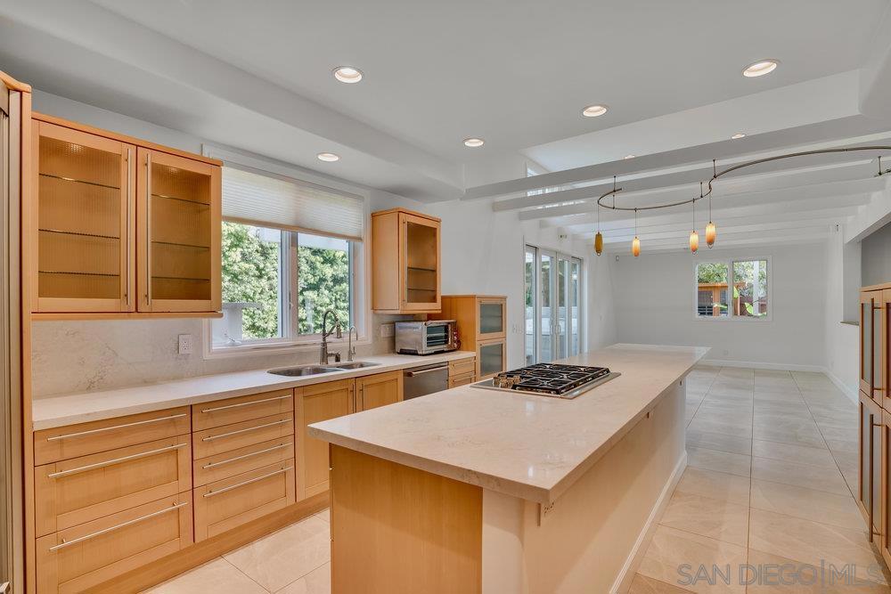 5247 Chelsea - photo 8