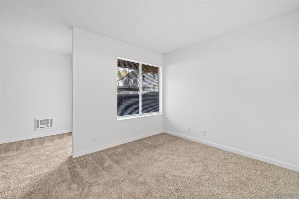 8069 Caminito De Pizza - photo 13