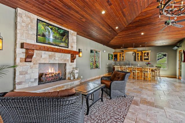 1405 Lakeview Court, San Martin CA: https://media.crmls.org/mediaz/edbc9d2e-8020-4db4-9690-185e750e85d1.jpg