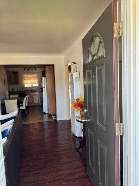 129 Rodeo Avenue, Salinas CA: https://media.crmls.org/mediaz/edbf030b-f2ed-4369-bd7c-8875987f2387.jpg