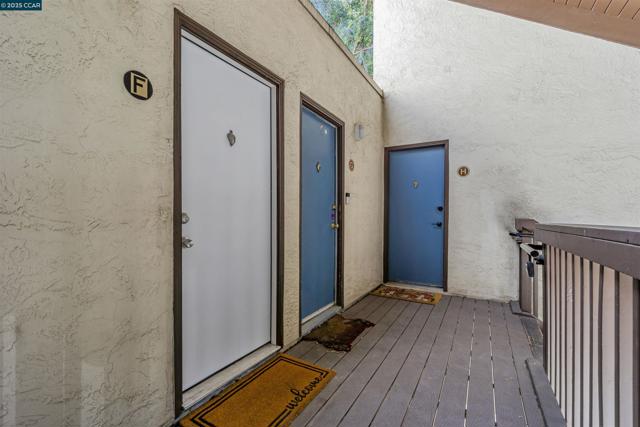 2200 Laguna Cir, Concord CA: https://media.crmls.org/mediaz/edbf4bf7-5130-44ce-ac14-c782681c3211.jpg