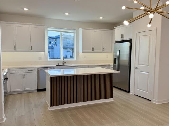 Detail Gallery Image 6 of 32 For 31416 Lolite Dr, Winchester,  CA 92596 - 3 Beds | 2/1 Baths