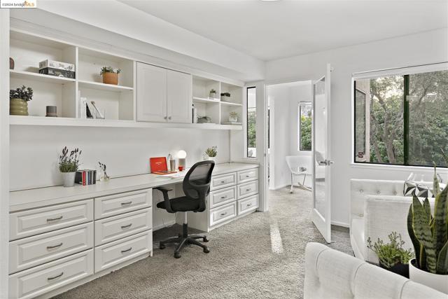 Image 21 of 53 For 545 Pierce St  2207