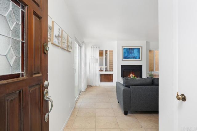 1112 S Pacific Street, Oceanside CA: https://media.crmls.org/mediaz/edc05283-b9b0-40c6-9e42-d35e413a9bcf.jpg