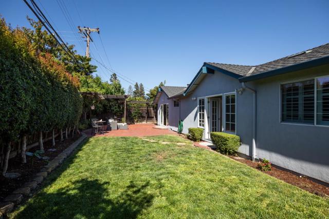 3704 Pruneridge Avenue, Santa Clara CA: https://media.crmls.org/mediaz/edc11e61-6d93-4303-8fc7-96e4ccb2cc11.jpg