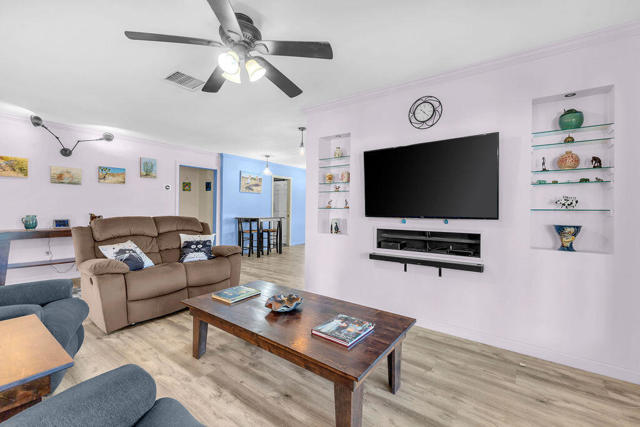 74554 Stage Line Drive, Thousand Palms CA: https://media.crmls.org/mediaz/edc1779d-7c34-4c97-902a-5d5088f5d4be.jpg