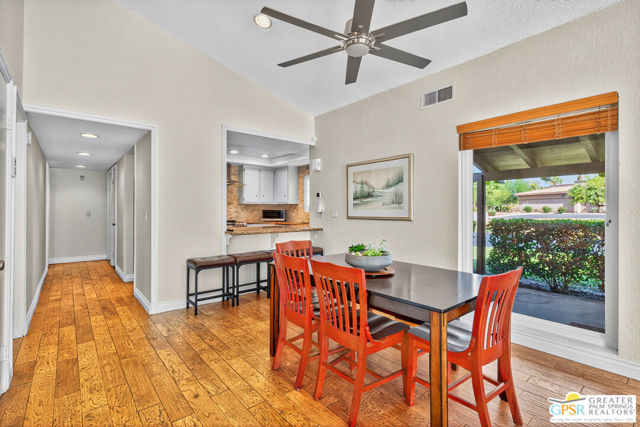 48910 Eisenhower Drive, Indio CA: https://media.crmls.org/mediaz/edc22a76-8665-48af-a4a3-b984f3baf89a.jpg