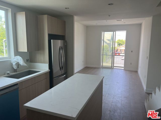 1228 1/2 S Berendo Street, Los Angeles CA: https://media.crmls.org/mediaz/edc24c1d-25a2-4892-a505-3662334160c4.jpg