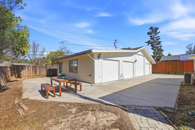 22141 Wallace Drive, Cupertino CA: https://media.crmls.org/mediaz/edc25725-acd5-4c8e-91b9-72395a171a7b.jpg