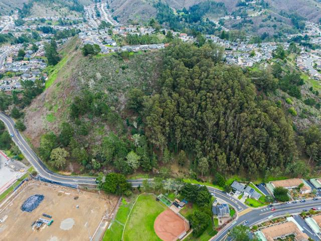 0 Everglades Drive, Pacifica CA: https://media.crmls.org/mediaz/edc25962-9d54-43f5-9a99-3a259f12c190.jpg