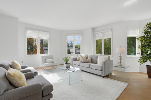 10 CRYSTAL SPRINGS Road, San Mateo CA: https://media.crmls.org/mediaz/edc3115f-e3a5-409f-9f31-a0e8a27fb67a.jpg