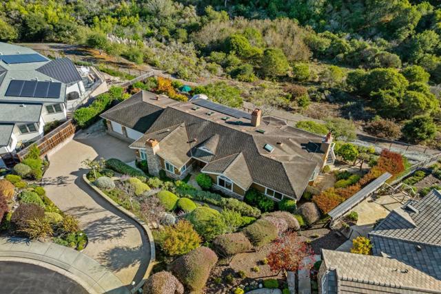 153 Castillo Court, Aptos CA: https://media.crmls.org/mediaz/edc3c44a-1191-4f96-a946-3ca70e44e5af.jpg