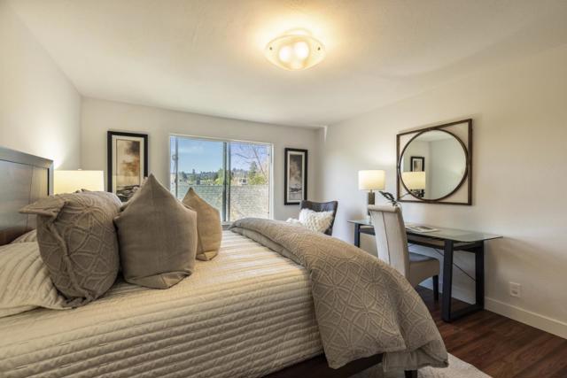 1500 Howard Avenue, Burlingame CA: https://media.crmls.org/mediaz/edc47fac-174a-42af-b4d6-1b8eca37209a.jpg