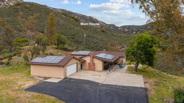 21908 Japatul Ln, Alpine CA: https://media.crmls.org/mediaz/edc4d5a2-e57a-4cfc-8c00-5d7a5a4f0253.jpg