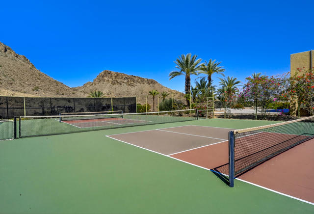 26 Alta Vista, Rancho Mirage CA: https://media.crmls.org/mediaz/edc51770-eefa-4171-bb31-f1595c2087ac.jpg