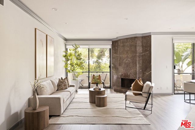 10794 Wilkins Avenue, Los Angeles CA: https://media.crmls.org/mediaz/edc5661c-c1ce-4c6b-bf63-0c7559f08462.jpg