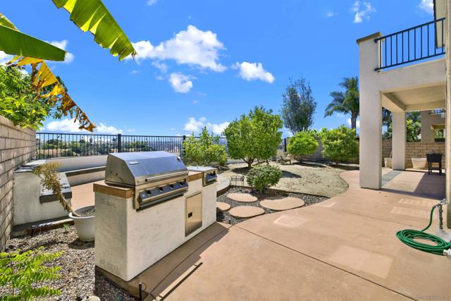 10553 Gaylemont Lane, San Diego CA: https://media.crmls.org/mediaz/edc57bae-669a-485c-b1b2-6b58e8e4a692.jpg