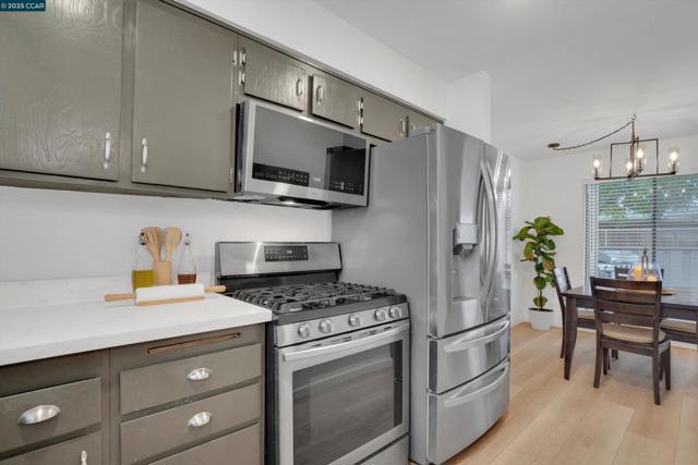 1120 Kenwal Rd, Concord CA: https://media.crmls.org/mediaz/edc61e65-aeda-4efa-a181-db9e3622623f.jpg