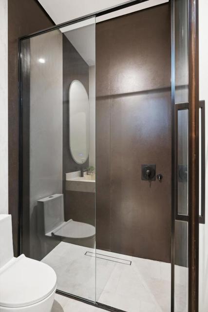 399 Camino Al Lago, Menlo Park CA: https://media.crmls.org/mediaz/edc63ecb-4e02-4eb1-93f7-4901ed677602.jpg