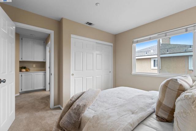 Image 43 of 60 For 6953 Bear Creek Dr