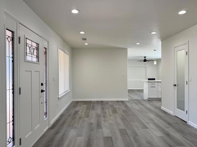 7604 Los Padres Court, Gilroy CA: https://media.crmls.org/mediaz/edc7cf82-0bf8-42ba-aa42-2684df471752.jpg
