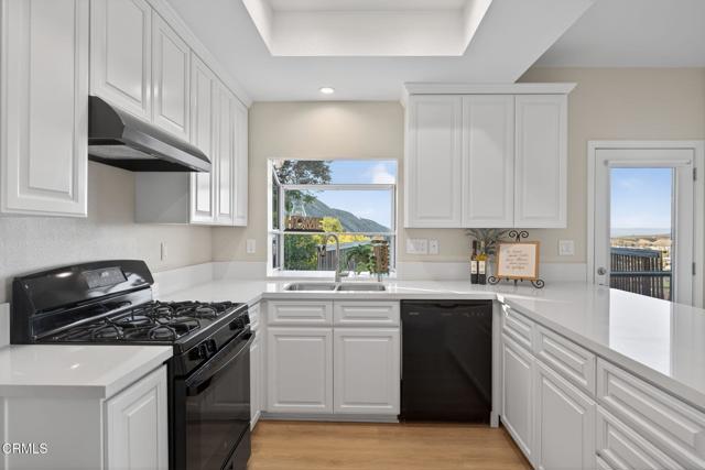 Detail Gallery Image 16 of 49 For 2277 Cayuse Ln, Ventura,  CA 93001 - 3 Beds | 2/1 Baths