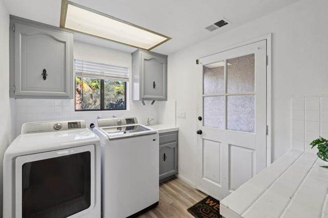 26086 Bear Valley Heights Road, Escondido CA: https://media.crmls.org/mediaz/edc88cb6-867a-49e0-9f61-50c9a5badb39.jpg